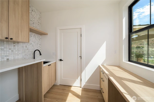 Laundry room/Office with a view