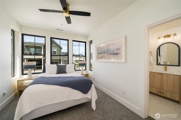 En-suite Guest Room